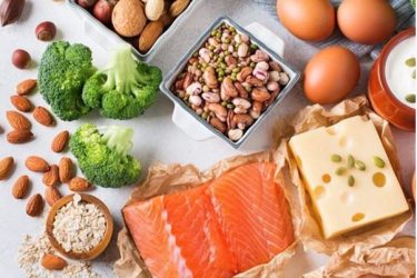 Alimenti che le madri incinte non dovrebbero mangiare: ci sono 4 gruppi